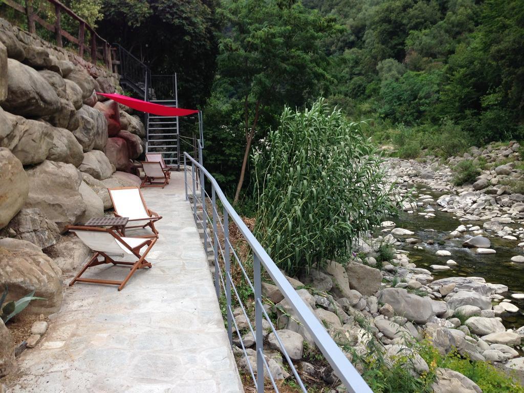 Bed and Breakfast Le Macine Del Confluente Badalucco Exterior foto